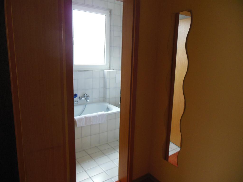 Gruener Baum Ξενοδοχείο Stetten  Εξωτερικό φωτογραφία